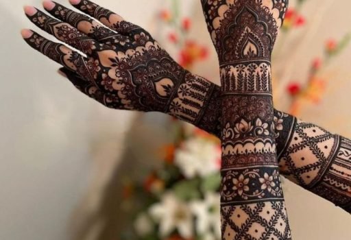 Latest Trends In Mehndi_Henna Designs - Glossnglitters